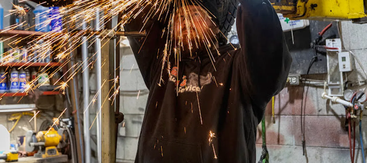 Vehicle maintenance at Gunn's Auto Service